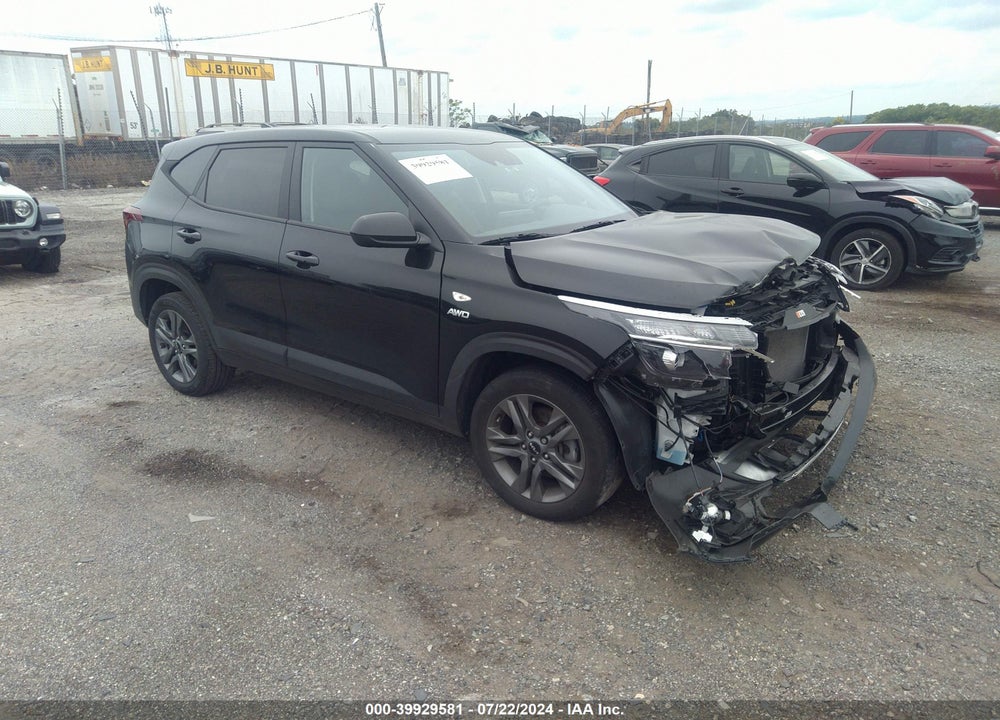 2023 KIA SELTOS LX VIN: KNDEPCAA0P7427884