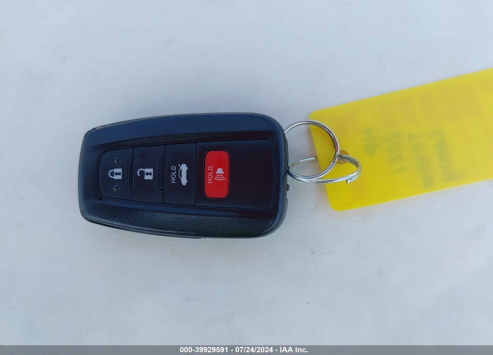 2021 TOYOTA CAMRY LE HYBRID VIN: 4T1C31AKXMU564887
