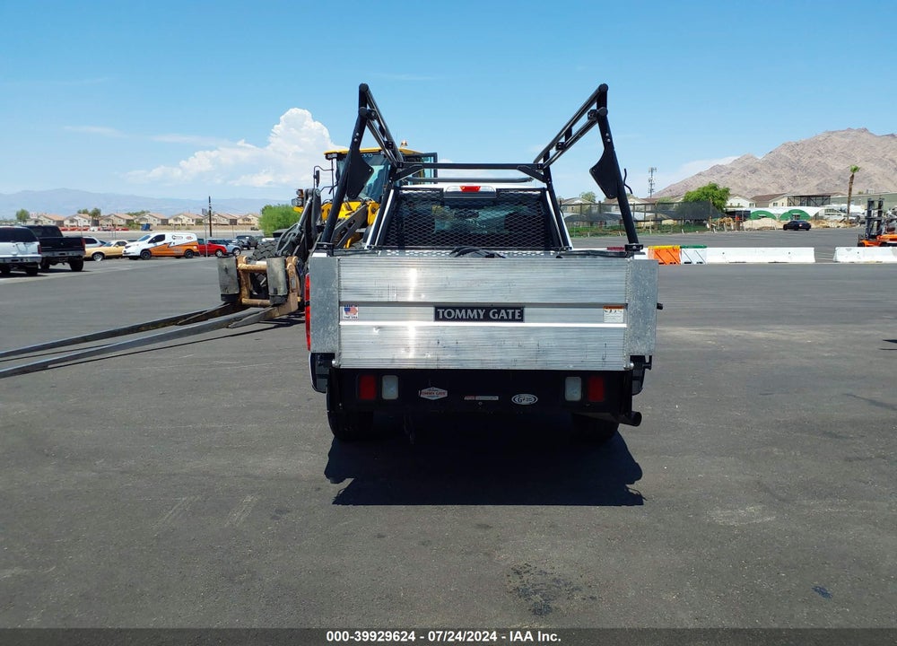 2018 FORD F-250 XL VIN: 1FTBF2A65JEC68679