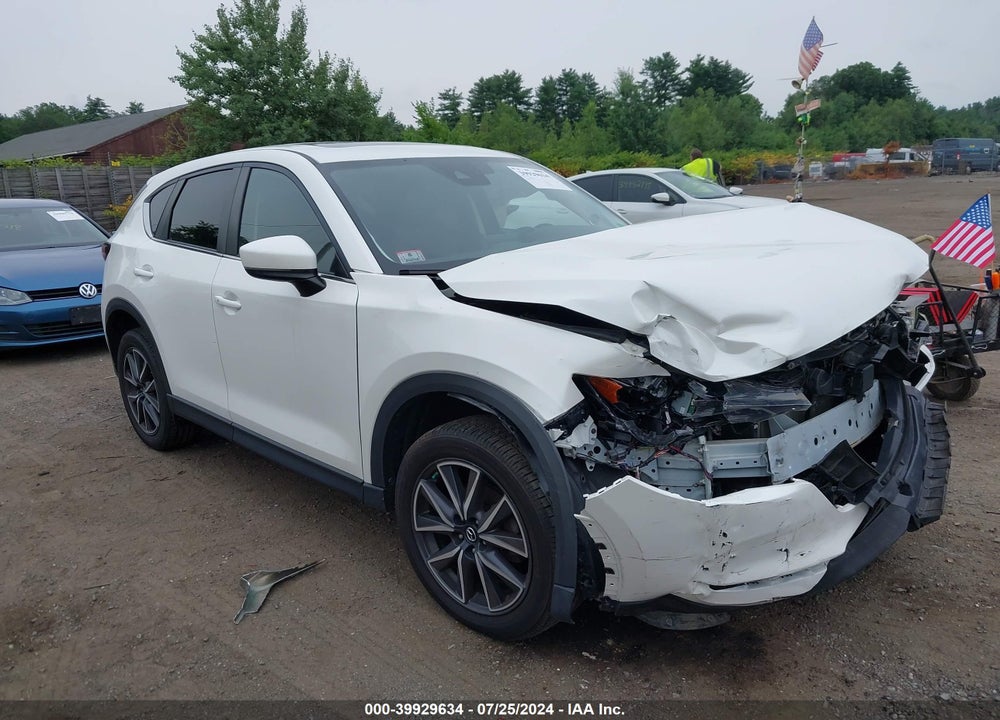 2018 MAZDA CX-5 TOURING VIN: JM3KFBCM2J0409272
