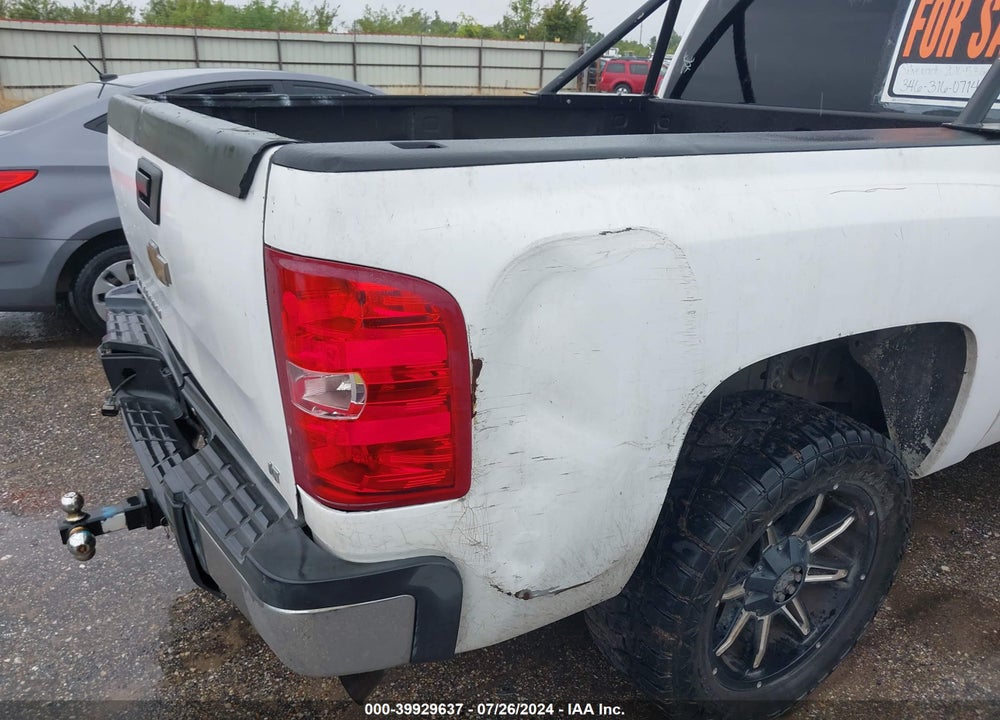 2010 CHEVROLET SILVERADO 2500HD LT VIN: 1GC4CXBG9AF105744