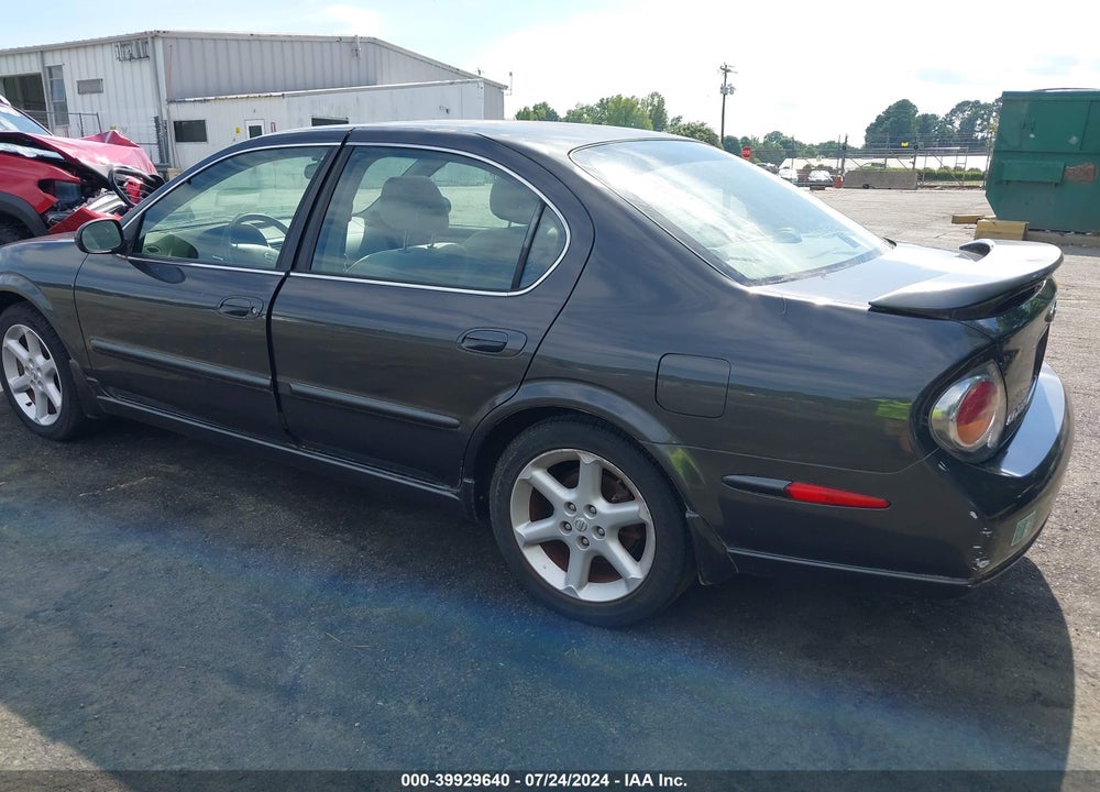 2002 NISSAN MAXIMA SE VIN: JN1DA31DX2T426042
