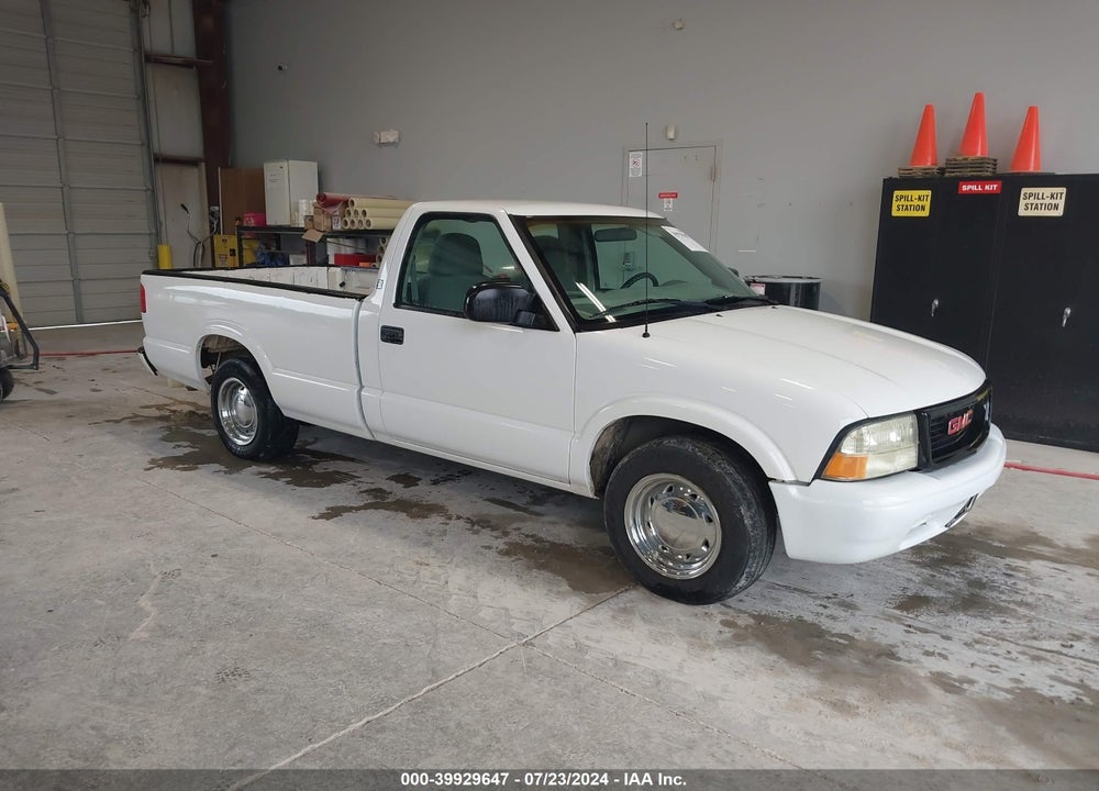 2003 GMC SONOMA SL VIN: 1GTCS14HX38182115