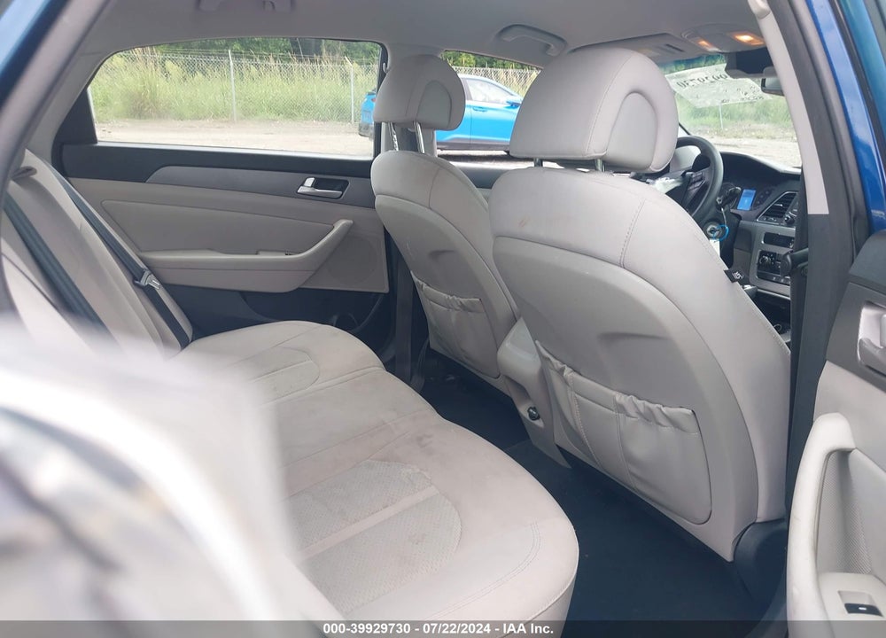 2015 HYUNDAI SONATA SE VIN: 5NPE24AF5FH174636