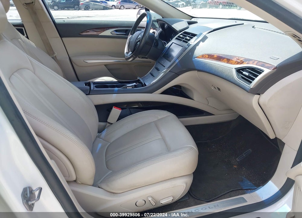 2016 LINCOLN MKZ HYBRID VIN: 3LN6L2LU8GR608043