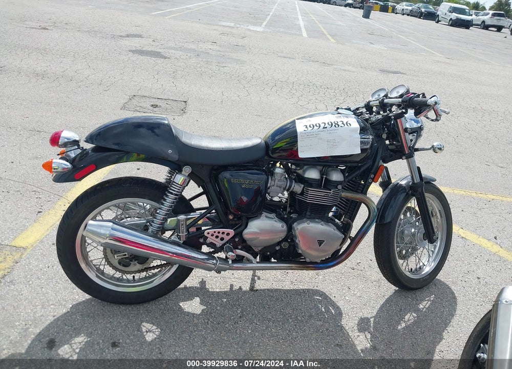 2014 TRIUMPH MOTORCYCLE THRUXTON VIN: SMT920K18ET625907