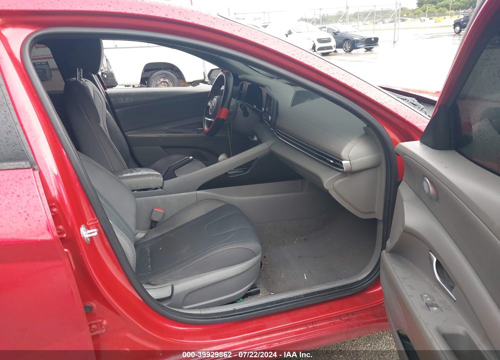 2021 HYUNDAI ELANTRA SEL VIN: 5NPLM4AG1MH037099