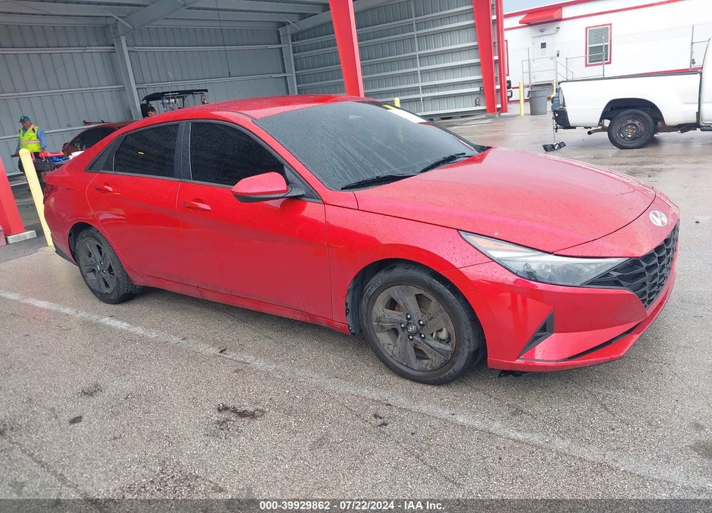 2021 HYUNDAI ELANTRA SEL VIN: 5NPLM4AG1MH037099