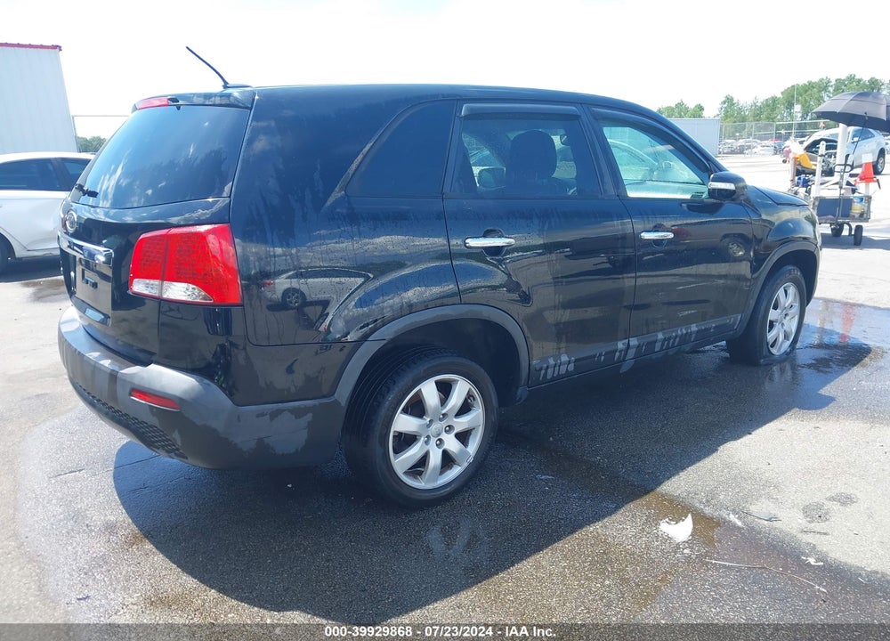 2012 KIA SORENTO LX VIN: 5XYKT3A17CG285755