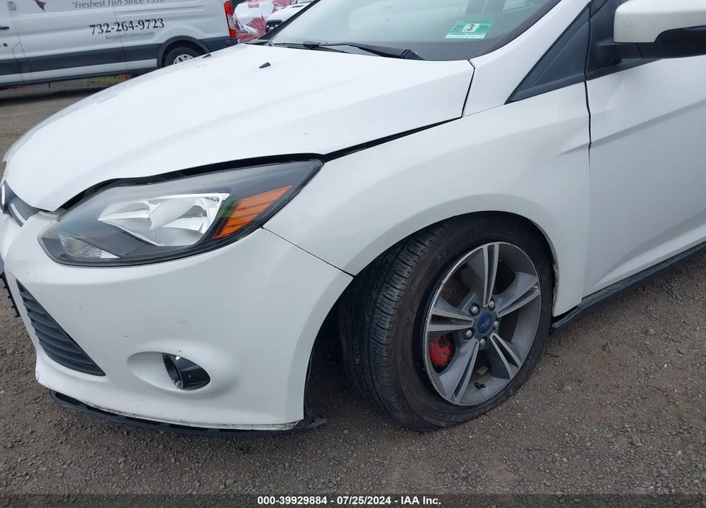 2014 FORD FOCUS SE VIN: 1FADP3F2XEL409335