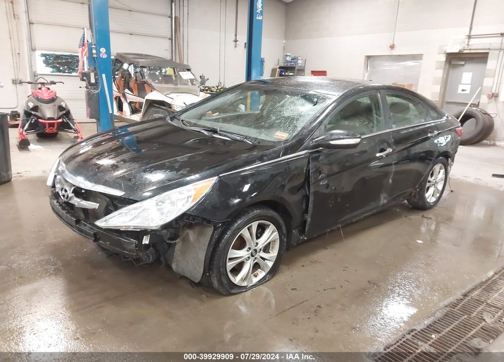 2013 HYUNDAI SONATA LIMITED VIN: 5NPEC4AC9DH548973