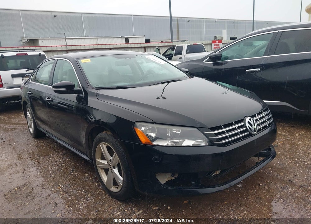 2013 VOLKSWAGEN PASSAT 2.0L TDI SE VIN: 1VWBN7A32DC044854
