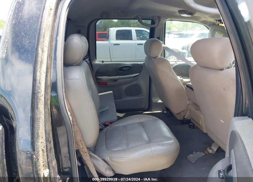 2002 FORD F-150 LARIAT/XLT VIN: 1FTRW07612KC98419