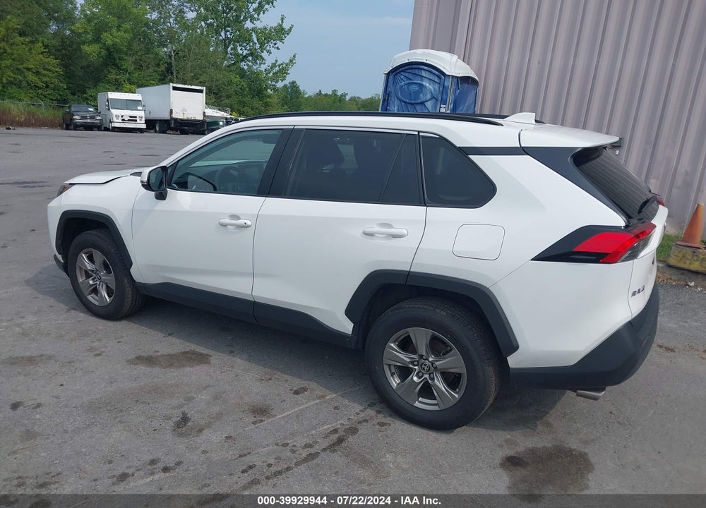 2022 TOYOTA RAV4 XLE VIN: 2T3W1RFV8NW208936