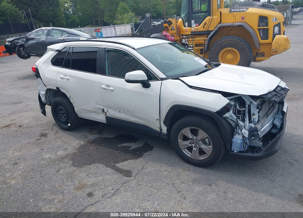2022 TOYOTA RAV4 XLE VIN: 2T3W1RFV8NW208936