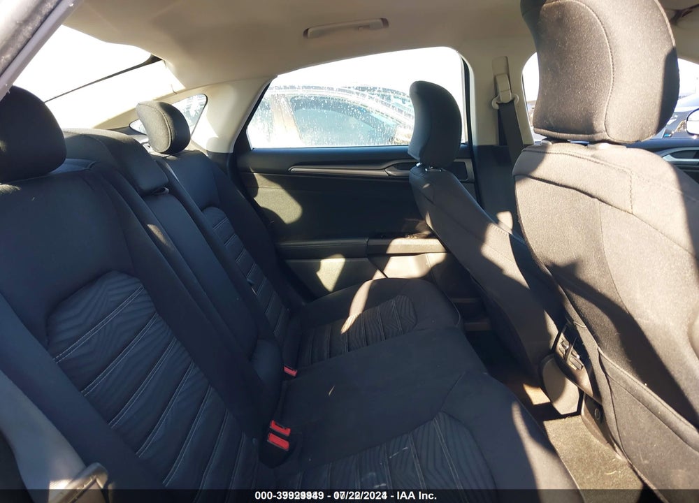 2016 FORD FUSION SE VIN: 3FA6P0H77GR319015