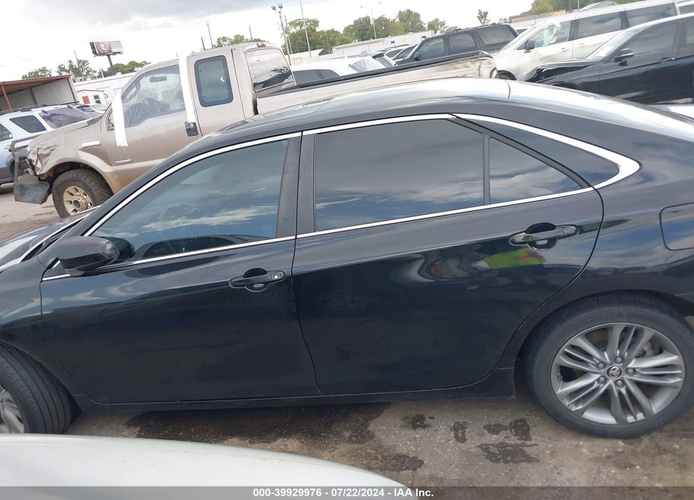 2015 TOYOTA CAMRY SE VIN: 4T1BF1FKXFU105406