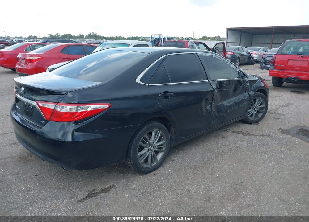 2015 TOYOTA CAMRY SE VIN: 4T1BF1FKXFU105406