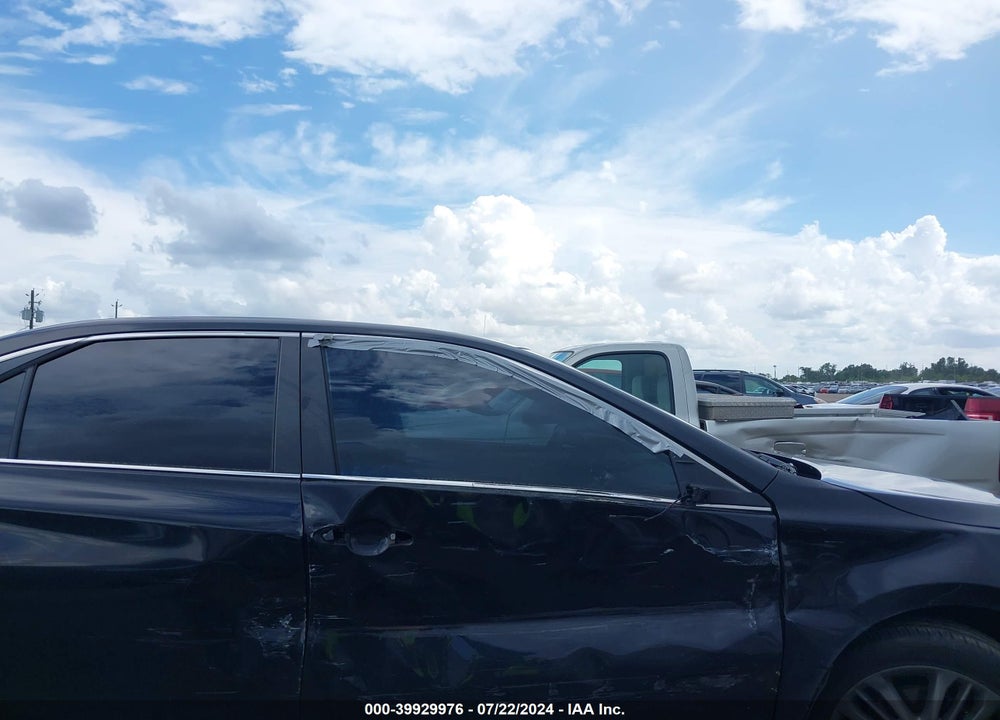 2015 TOYOTA CAMRY SE VIN: 4T1BF1FKXFU105406