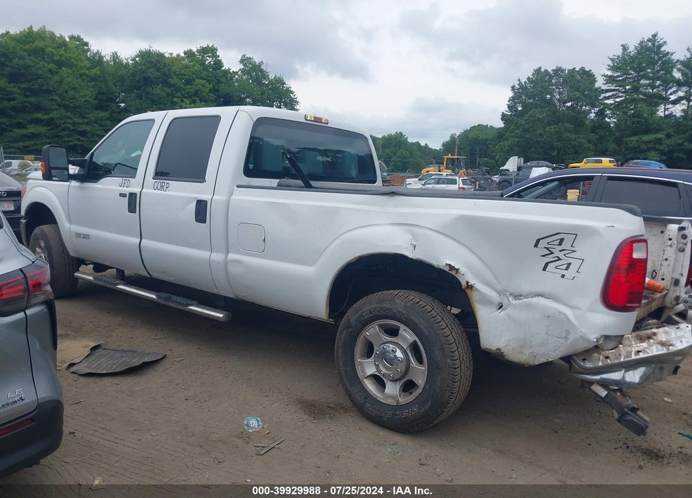 2015 FORD F-250 XLT VIN: 1FT7W2B6XFEB66161