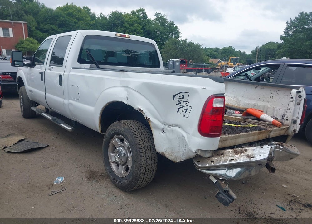 2015 FORD F-250 XLT VIN: 1FT7W2B6XFEB66161