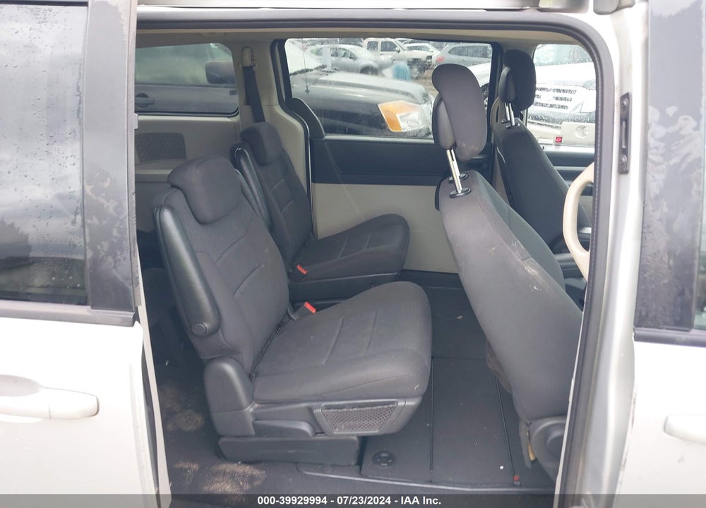 2010 DODGE GRAND CARAVAN SE VIN: 2D4RN4DE7AR348569