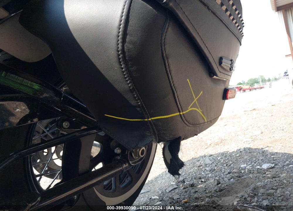 2019 HARLEY-DAVIDSON FLHCS VIN: 1HD1YBK20KB065881