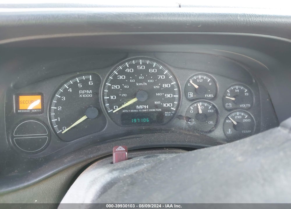 2001 CHEVROLET SILVERADO 1500 LS VIN: 2GCEC19V611255775