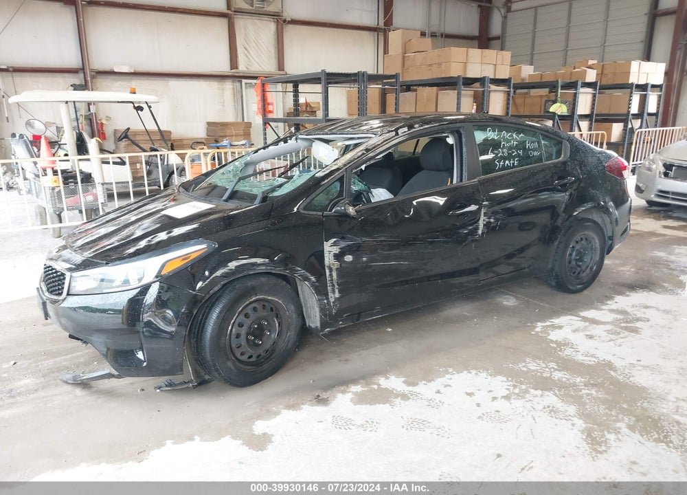 2018 KIA FORTE LX VIN: 3KPFK4A78JE213598