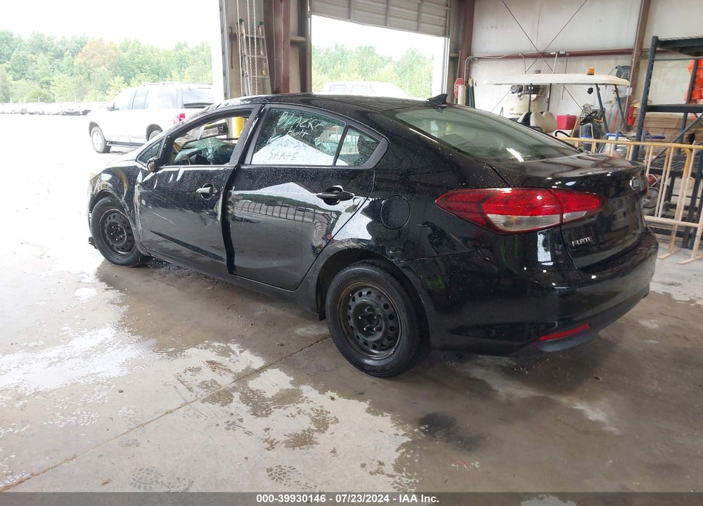2018 KIA FORTE LX VIN: 3KPFK4A78JE213598