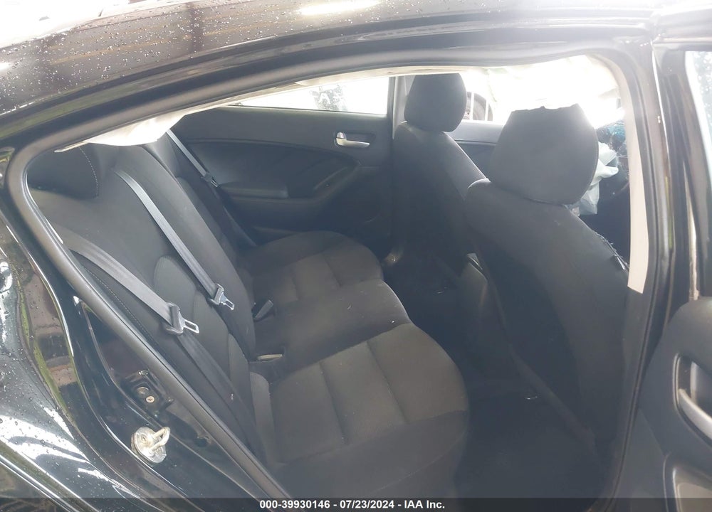 2018 KIA FORTE LX VIN: 3KPFK4A78JE213598