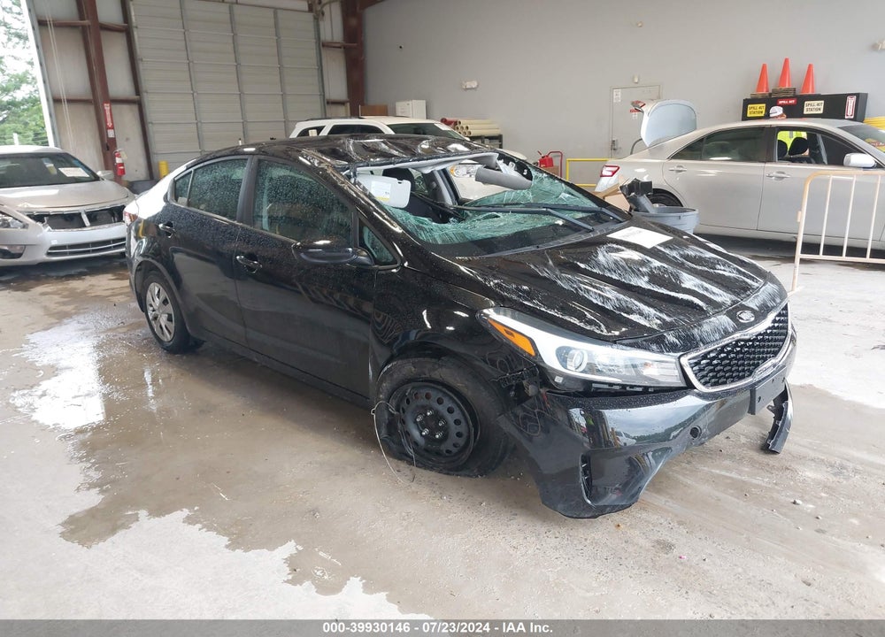 2018 KIA FORTE LX VIN: 3KPFK4A78JE213598