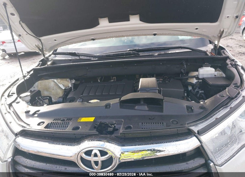 2014 TOYOTA HIGHLANDER LIMITED V6 VIN: 5TDDKRFH4ES050076