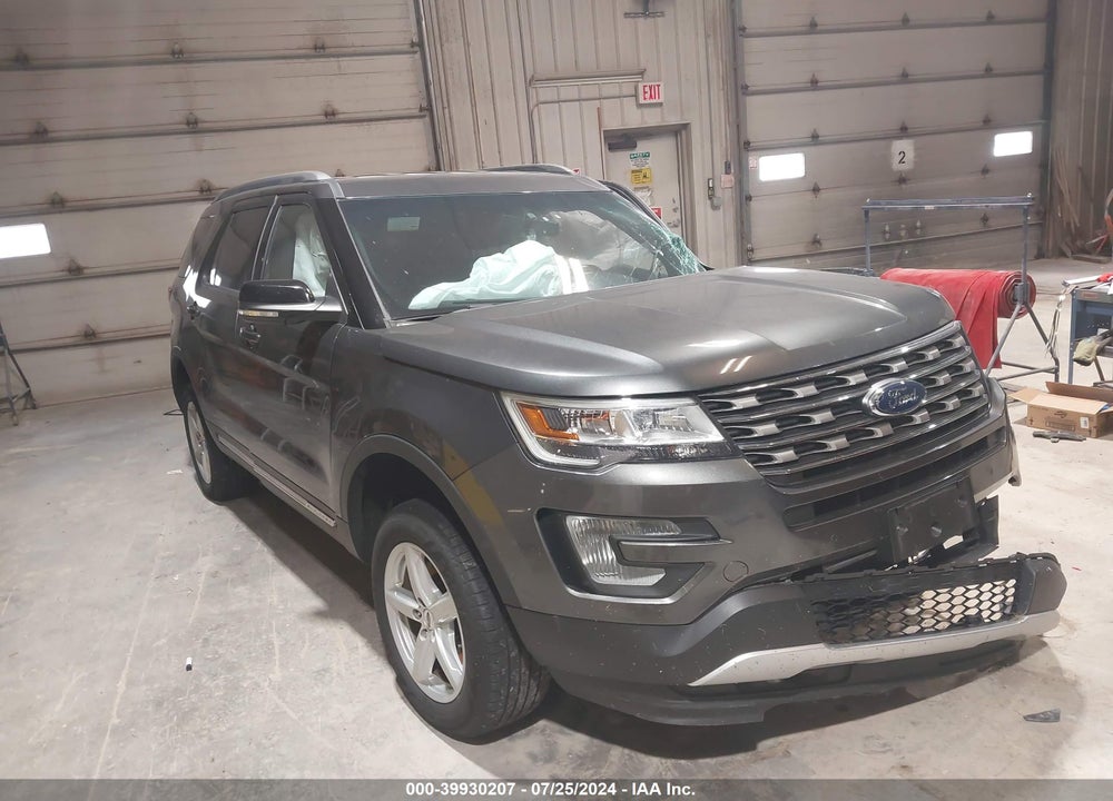 2017 FORD EXPLORER XLT VIN: 1FM5K8D85HGD02333