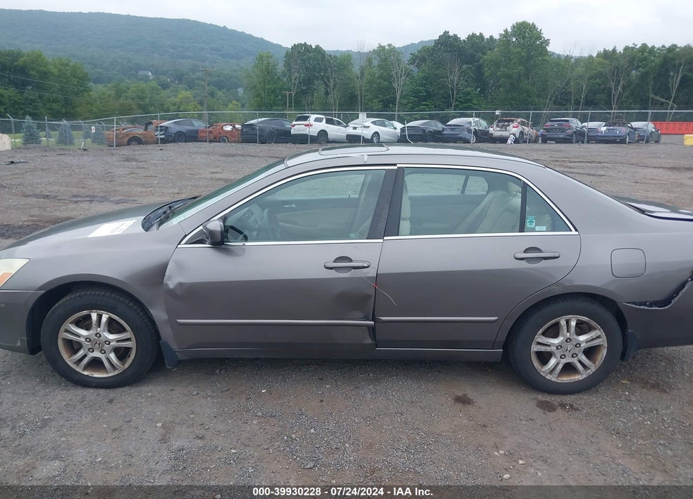 2007 HONDA ACCORD 2.4 EX VIN: 1HGCM567X7A101281