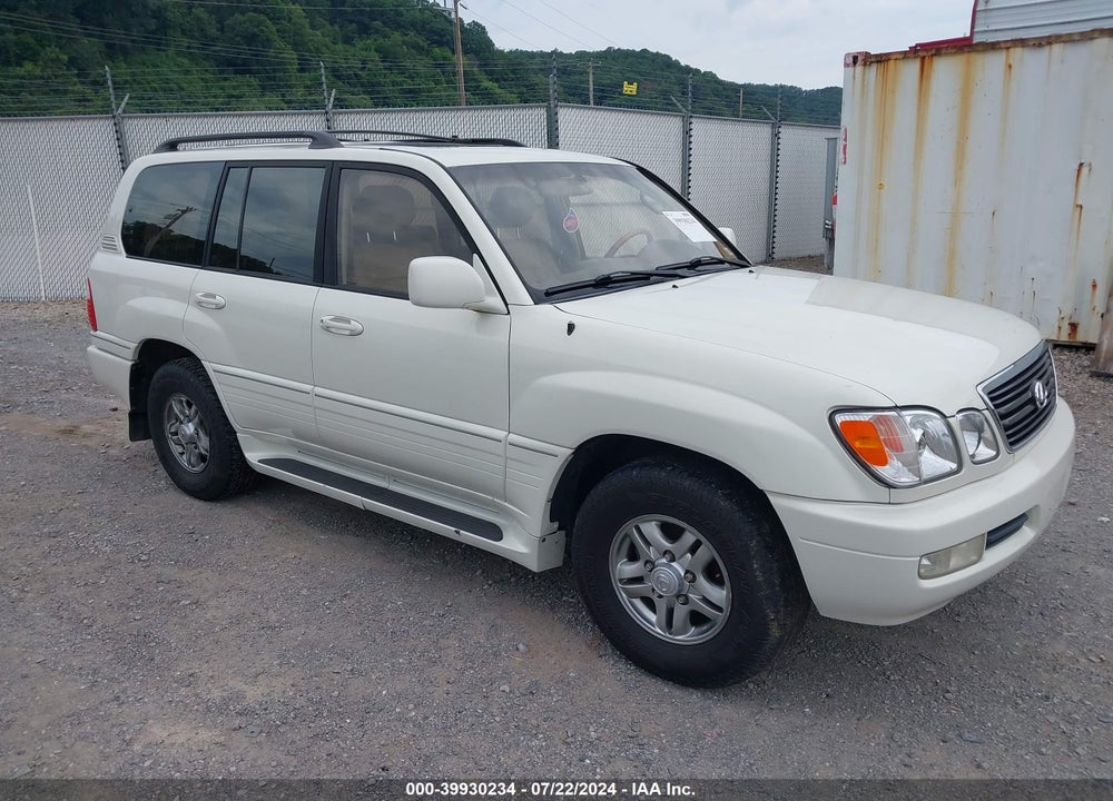2002 LEXUS LX 470 VIN: JTJHT00W323513837