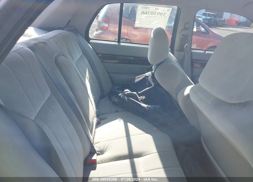 2004 MERCURY GRAND MARQUIS GS VIN: 2MEFM74W44X676415