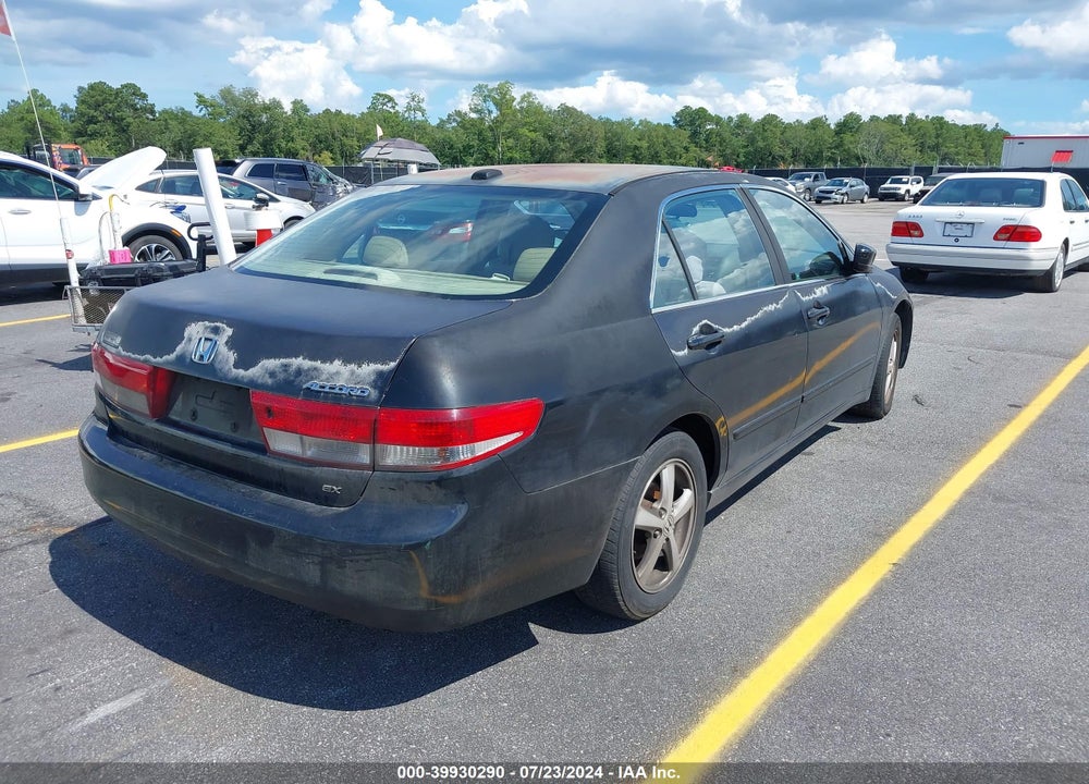 2004 HONDA ACCORD 2.4 EX VIN: 1HGCM55824A051403
