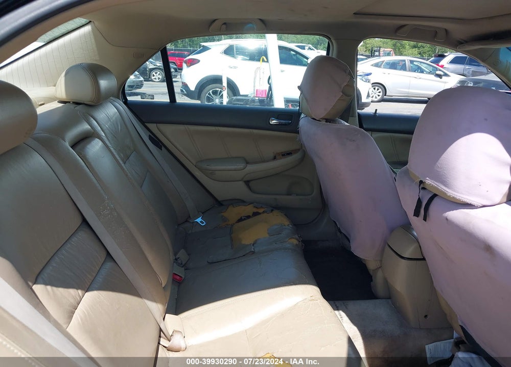 2004 HONDA ACCORD 2.4 EX VIN: 1HGCM55824A051403