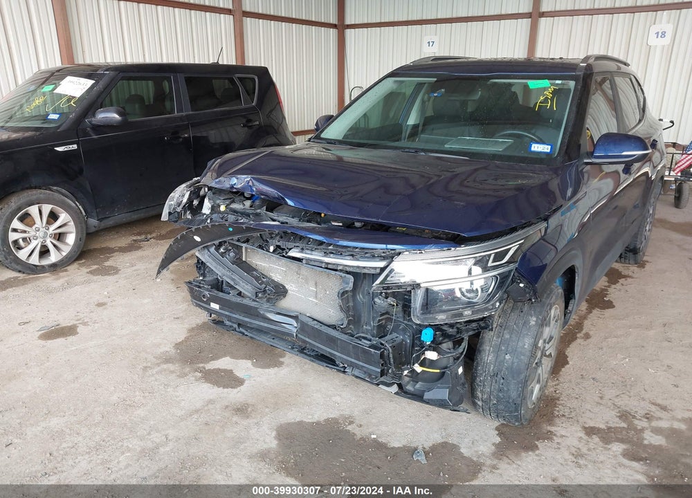 2021 KIA SELTOS EX VIN: KNDERCAA5M7223569