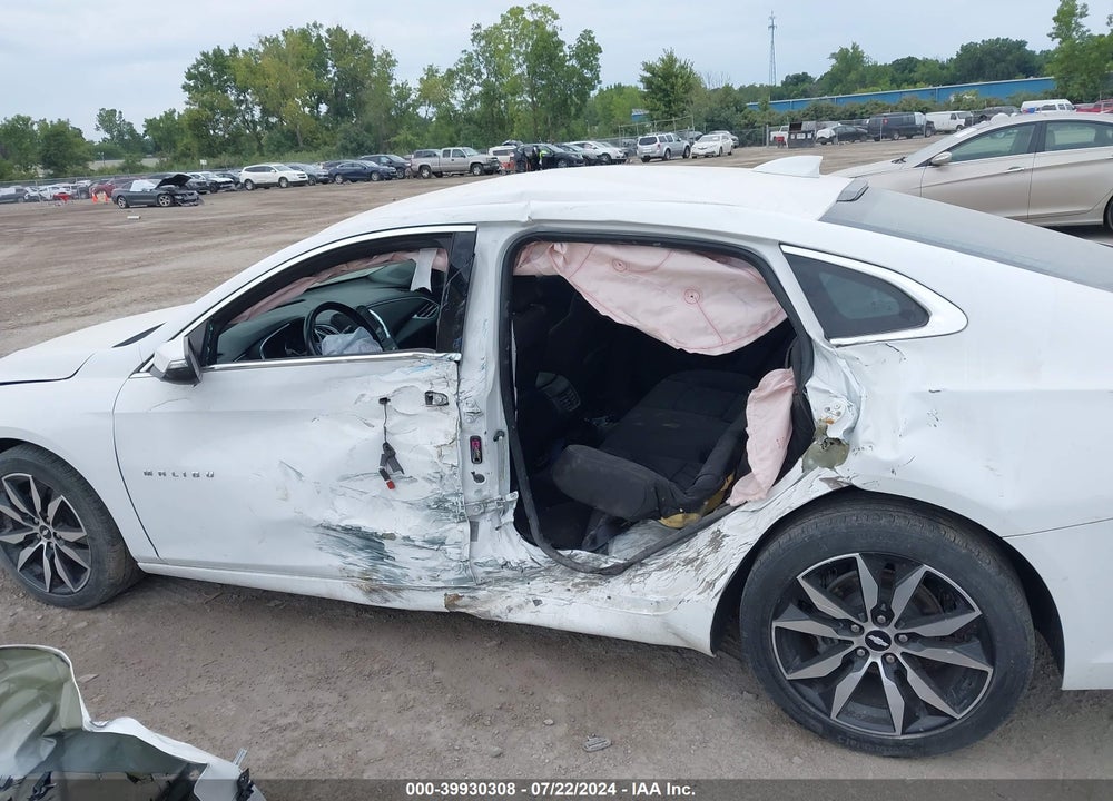 2018 CHEVROLET MALIBU LT VIN: 1G1ZD5ST9JF220129