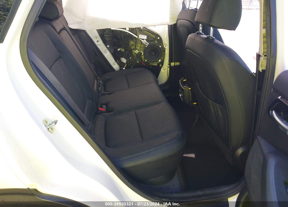 2021 KIA SELTOS EX VIN: KNDERCAA5M7208263