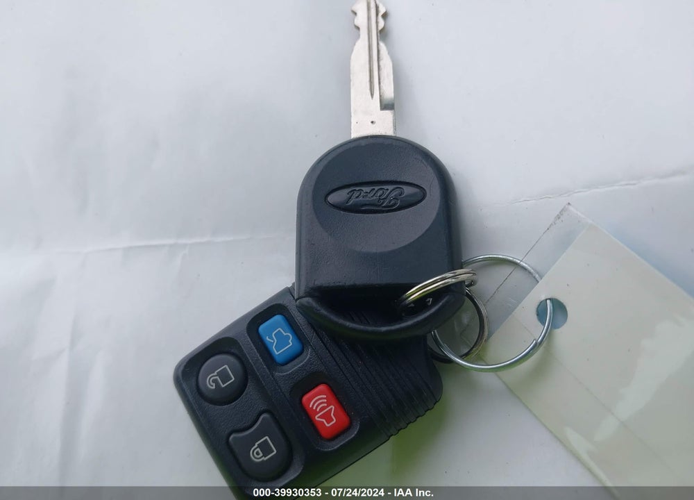2010 FORD FOCUS SE VIN: 1FAHP3FN1AW294273
