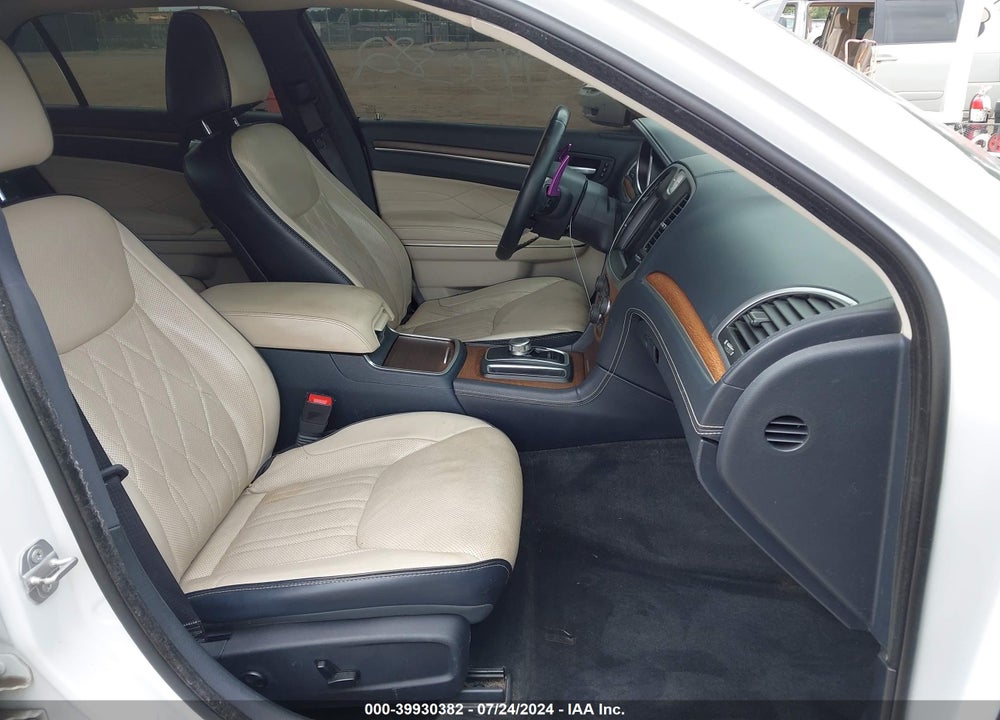2016 CHRYSLER 300C PLATINUM VIN: 2C3CCAPTXGH190636