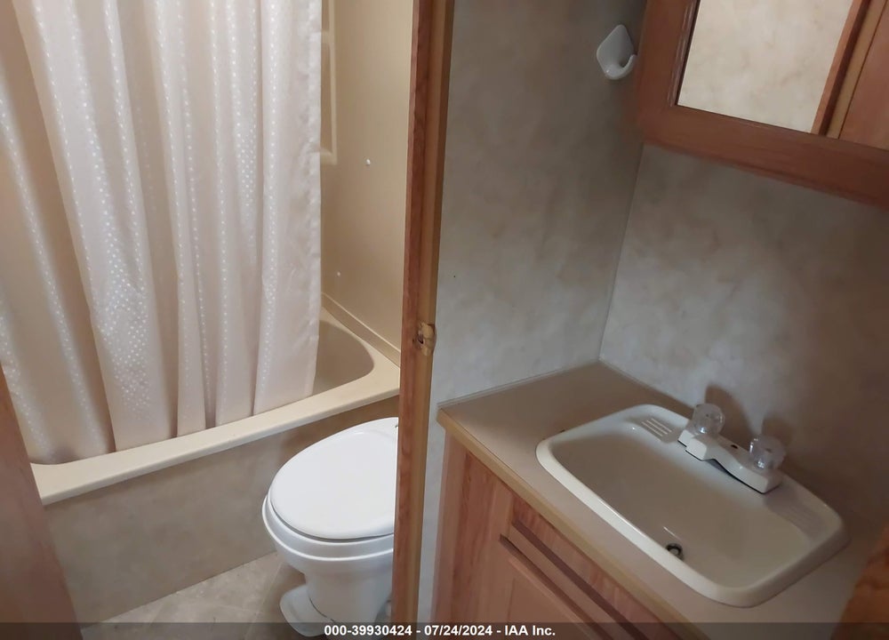 2006 JAYCO JAY FLIGHT --- VIN: 1UJBJ02K361P60074