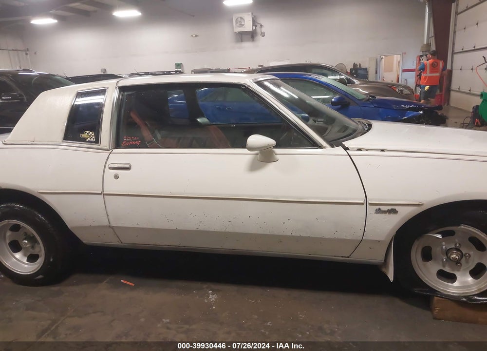 1983 PONTIAC GRAND PRIX VIN: 1G2AJ37A5DB205779