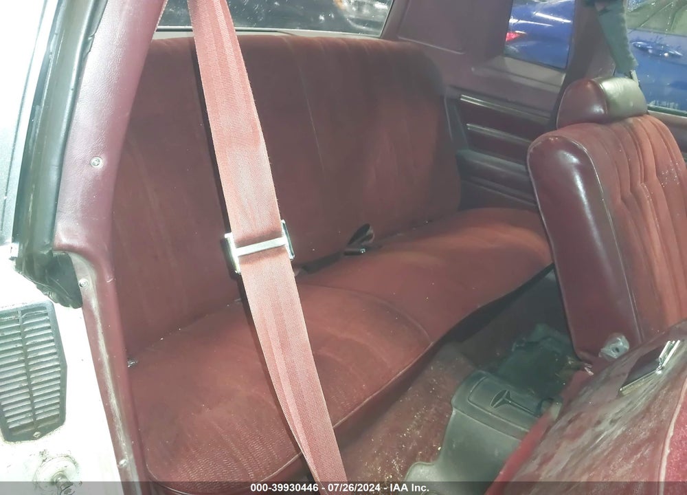 1983 PONTIAC GRAND PRIX VIN: 1G2AJ37A5DB205779
