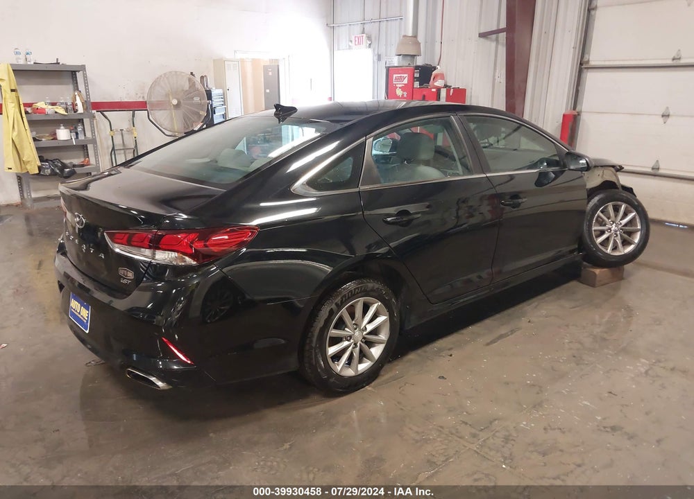 2018 HYUNDAI SONATA ECO VIN: 5NPE24AA6JH682174