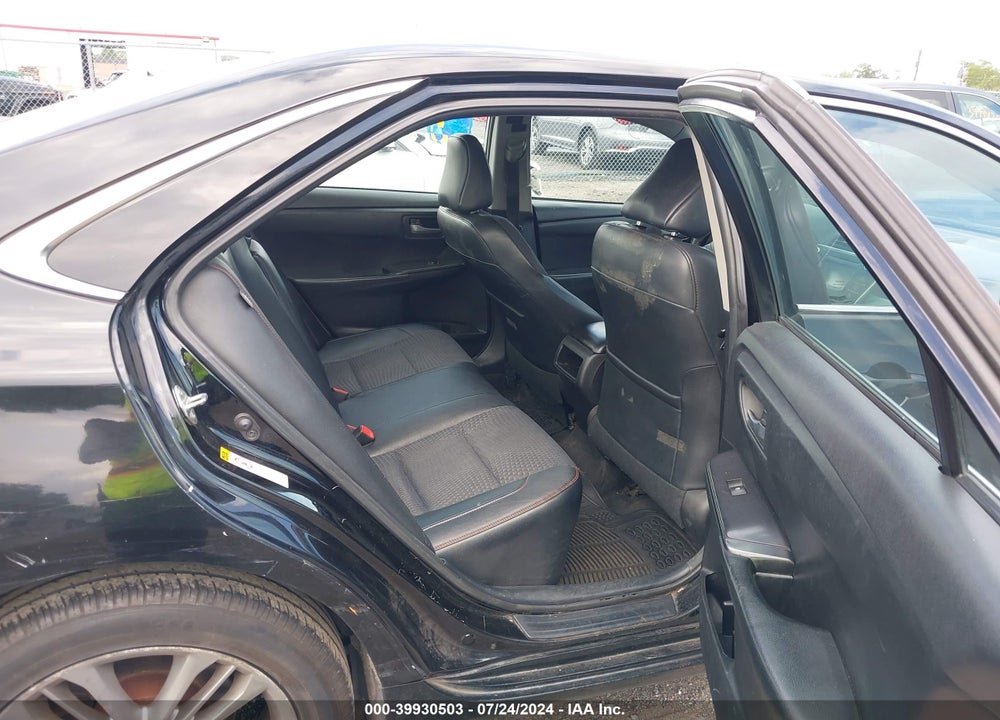 2015 TOYOTA CAMRY SE VIN: 4T1BF1FK7FU959284