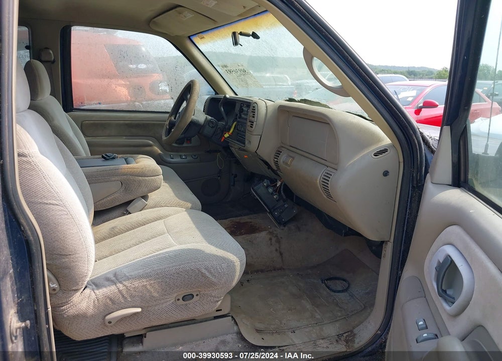 1998 GMC SIERRA 2500 SL VIN: 1GTFC29R2WE515592